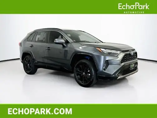 2022 Toyota RAV4 Hybrid SE AWD photo