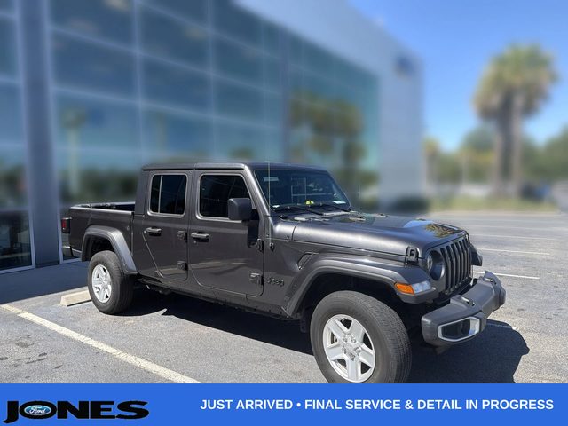 2023 Jeep Gladiator Sport S 4WD photo