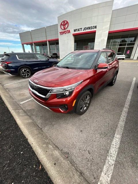 2023 Kia Seltos S FWD photo