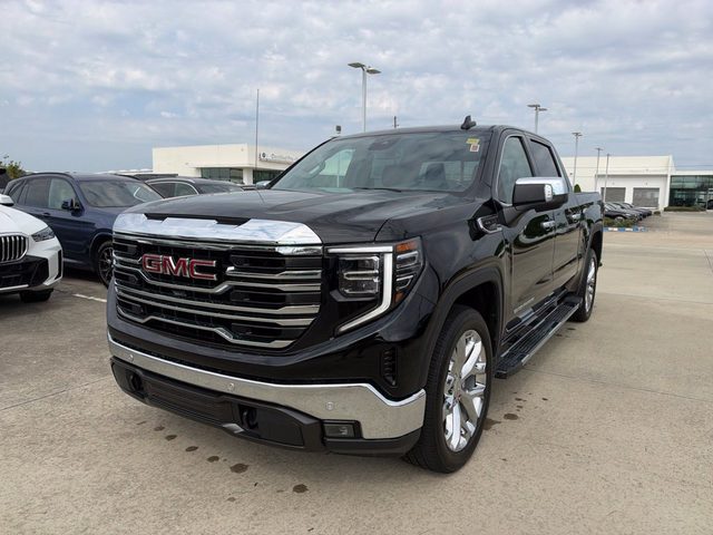 2022 GMC Sierra 1500 SLT RWD photo