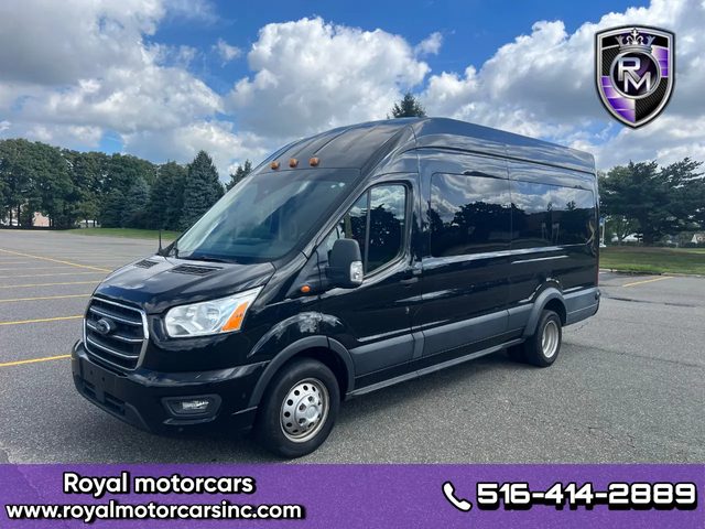 2020 Ford Transit Passenger Wagon XL RWD photo