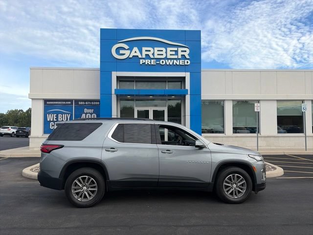 2023 Chevrolet Traverse LT Cloth AWD photo