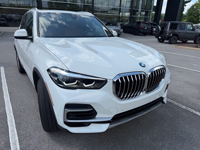 2023 BMW X5 xDrive40i AWD photo