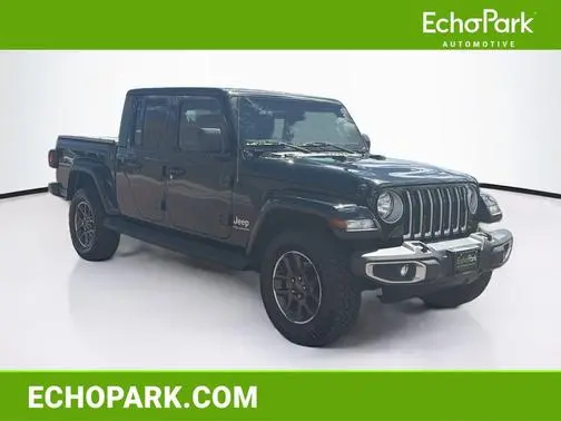 2023 Jeep Gladiator Overland 4WD photo