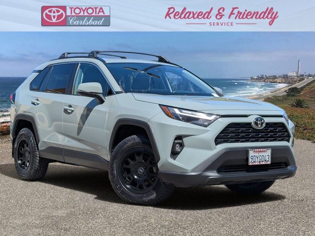 2022 Toyota RAV4 XLE Premium FWD photo