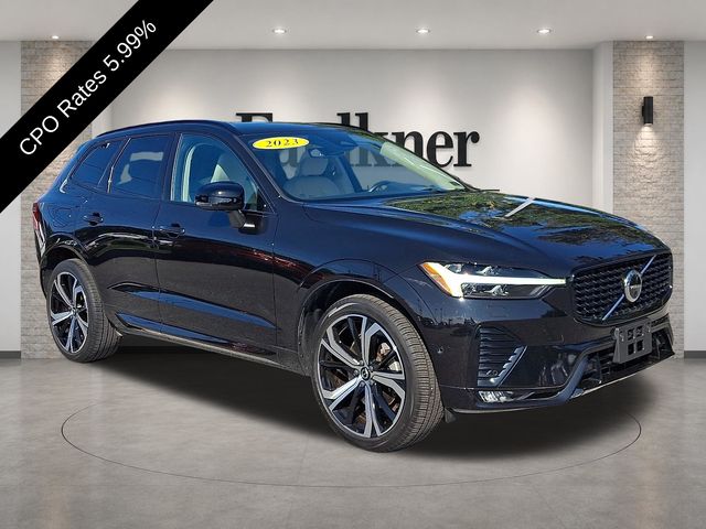 2023 Volvo XC60 Ultimate Dark Theme AWD photo