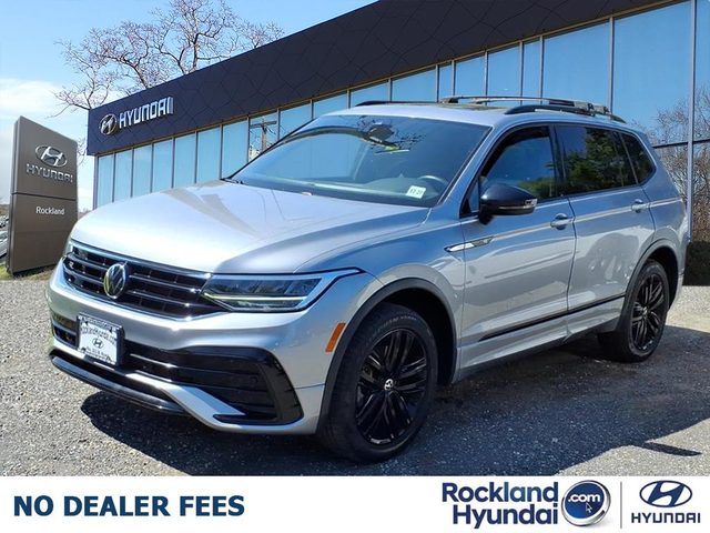 2022 Volkswagen Tiguan SE R-Line Black AWD photo