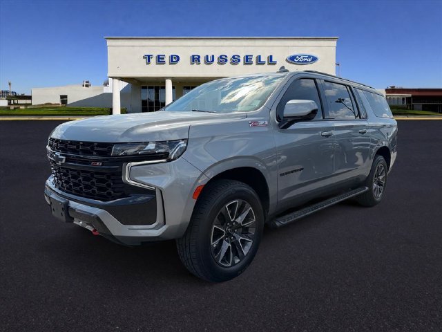 2023 Chevrolet Suburban Z71 4WD photo