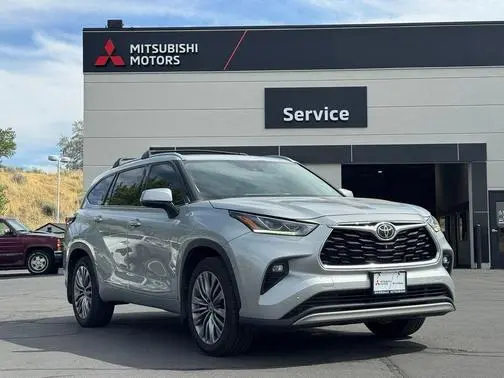 2023 Toyota Highlander Platinum AWD photo
