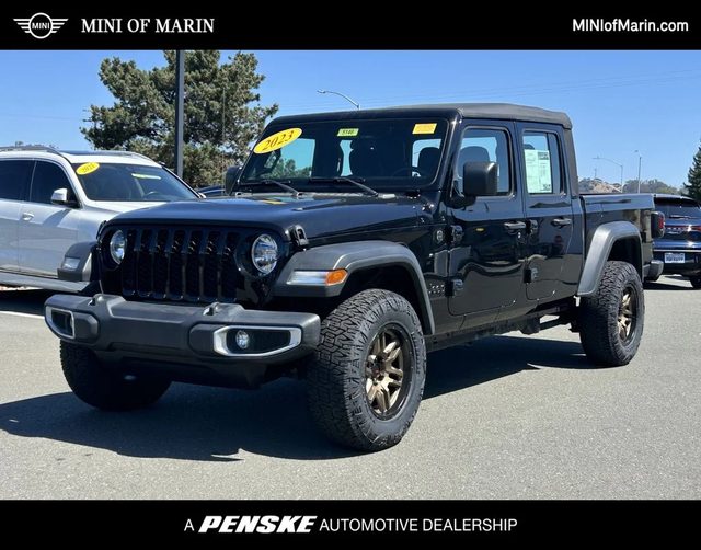2023 Jeep Gladiator Sport 4WD photo