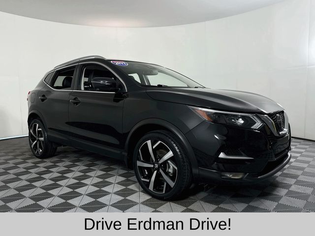 2022 Nissan Rogue Sport SL AWD photo