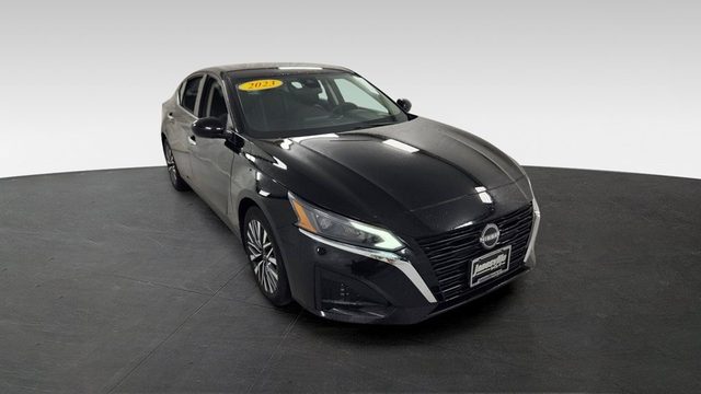 2023 Nissan Altima 2.5 SV FWD photo