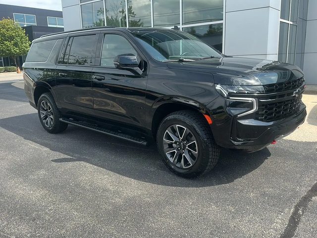 2023 Chevrolet Suburban Z71 4WD photo