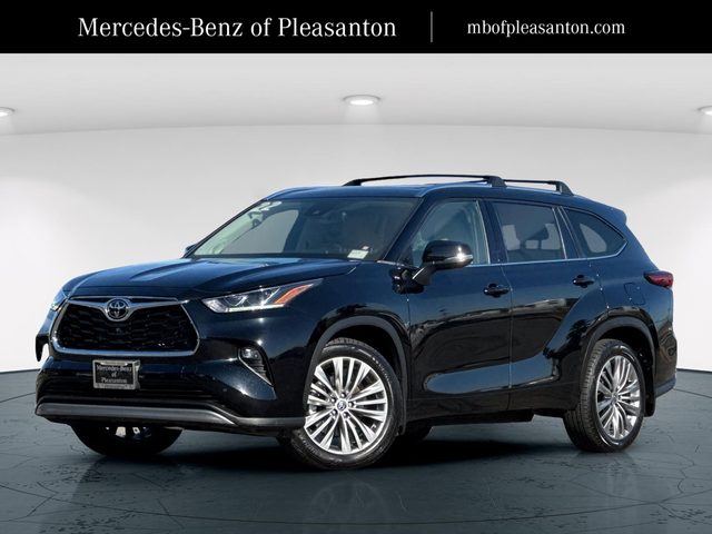 2022 Toyota Highlander Platinum AWD photo