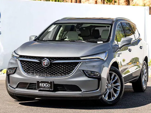 2023 Buick Enclave Avenir AWD photo