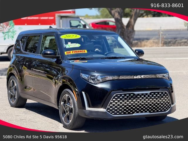 2023 Kia Soul EX FWD photo