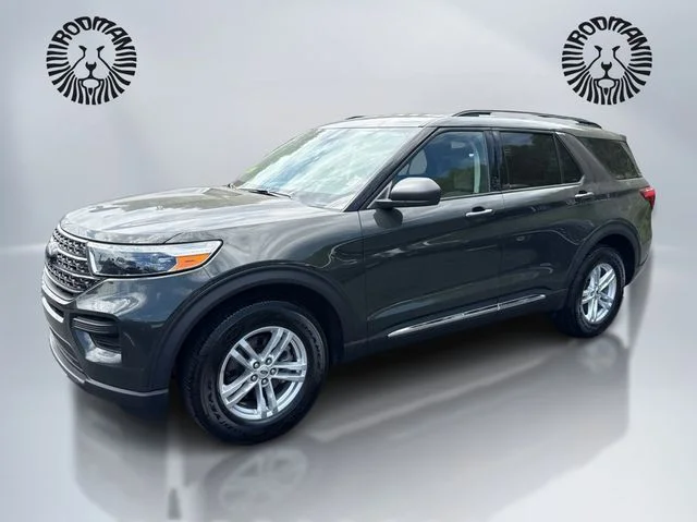 2022 Ford Explorer XLT 4WD photo