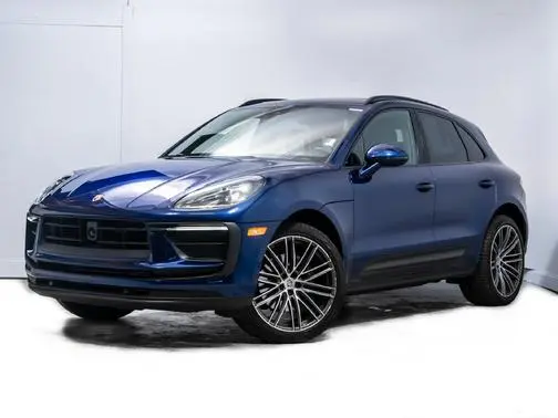 2023 Porsche Macan T AWD photo