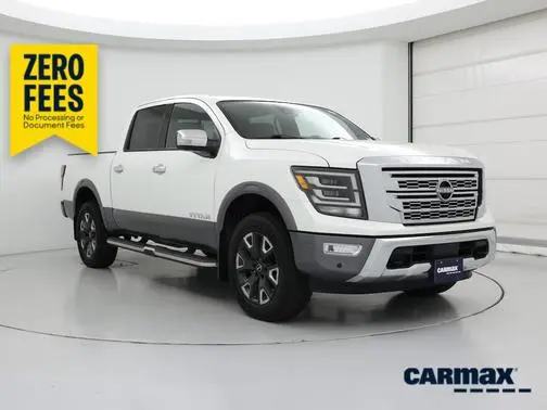 2023 Nissan Titan Platinum Reserve 4WD photo