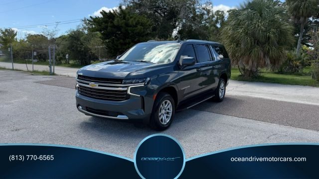 2021 Chevrolet Suburban LT RWD photo