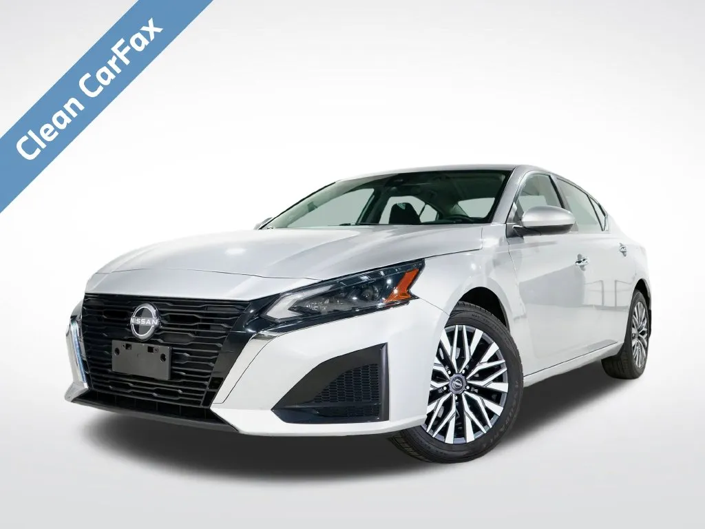 2023 Nissan Altima 2.5 SV AWD photo