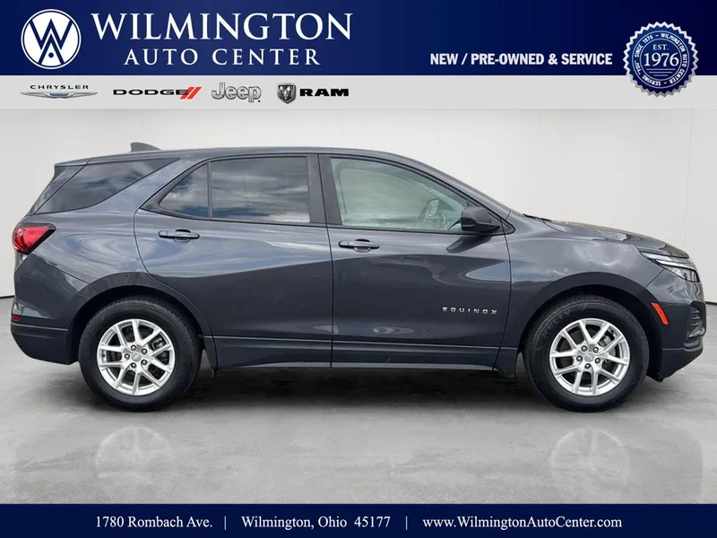 2022 Chevrolet Equinox LS FWD photo