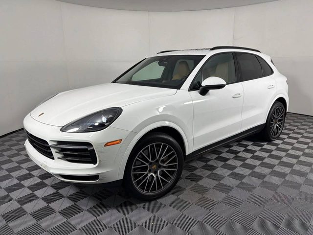 2023 Porsche Cayenne  AWD photo