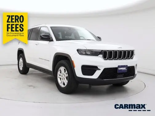 2023 Jeep Grand Cherokee Laredo 4WD photo
