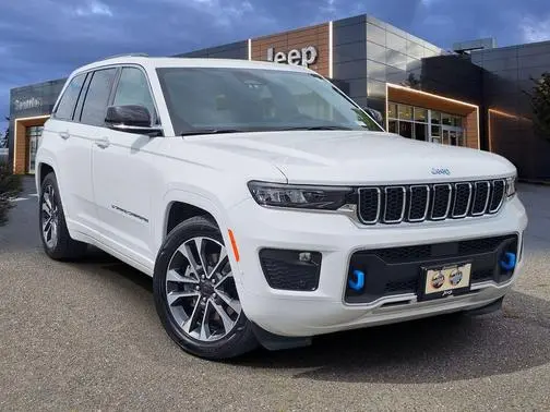 2022 Jeep Grand Cherokee Overland 4WD photo