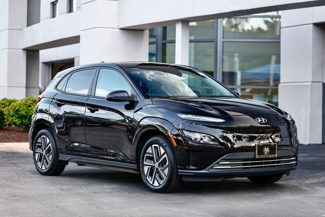 2023 Hyundai Kona SE FWD photo