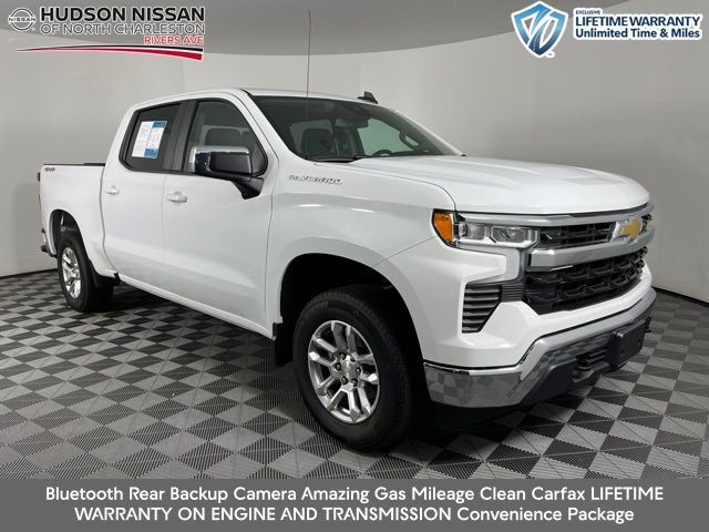 2023 Chevrolet Silverado 1500 LT 4WD photo