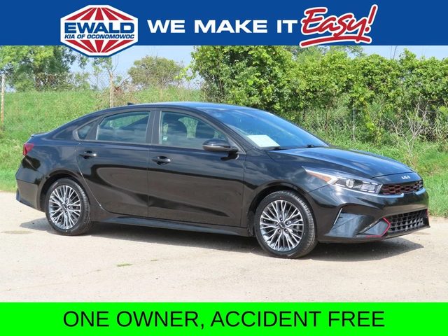 2023 Kia Forte GT-Line FWD photo