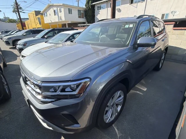 2023 Volkswagen Atlas 2.0T SE w/Technology FWD photo