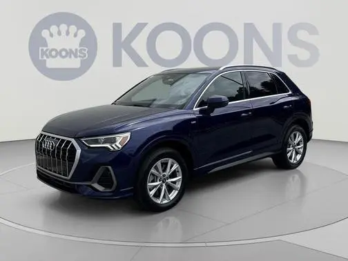 2023 Audi Q3 S line Premium Plus AWD photo