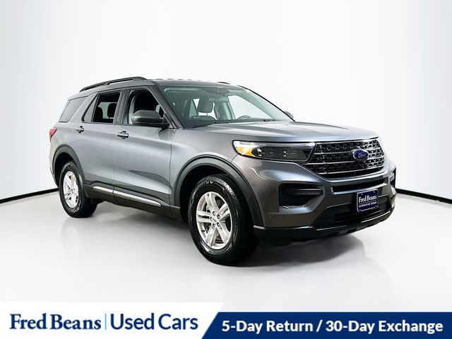 2022 Ford Explorer XLT 4WD photo
