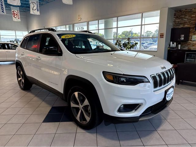 2022 Jeep Cherokee Limited 4WD photo