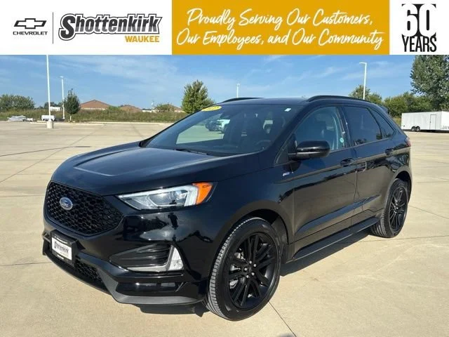 2022 Ford Edge ST-Line AWD photo