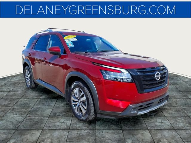 2022 Nissan Pathfinder SL 4WD photo