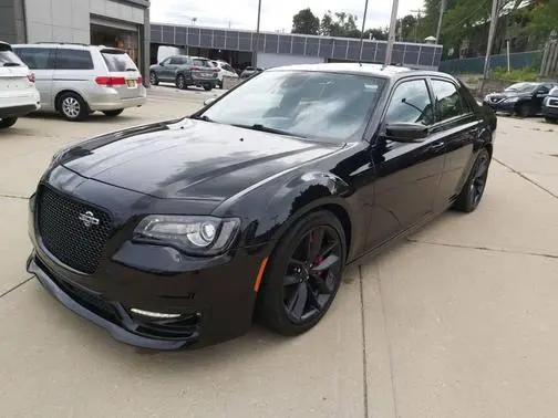 2023 Chrysler 300 300C RWD photo