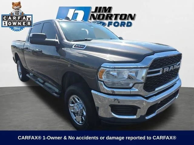 2022 Ram 2500 Tradesman 4WD photo