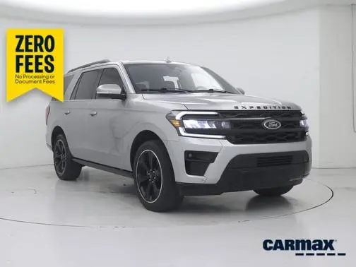 2022 Ford Expedition Limited RWD photo