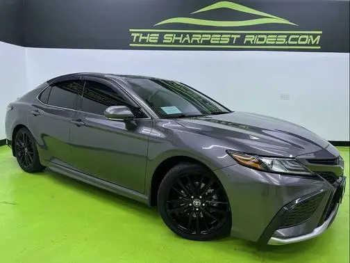 2023 Toyota Camry Hybrid XSE FWD photo