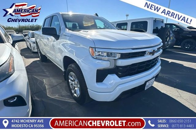 2022 Chevrolet Silverado 1500 RST 4WD photo