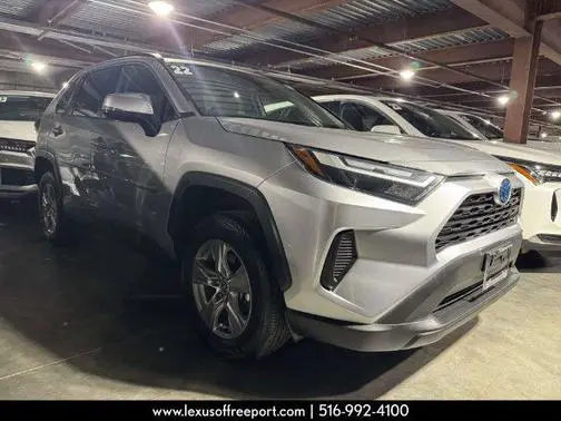 2022 Toyota RAV4 Hybrid XLE AWD photo