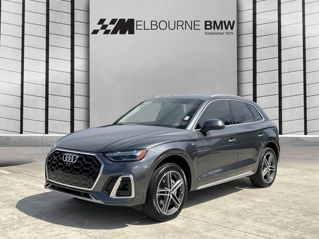 2023 Audi Q5 S line Prestige AWD photo