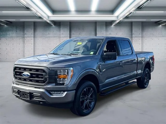 2022 Ford F-150 XLT 4WD photo