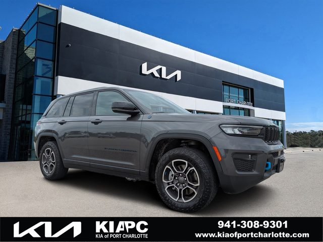 2022 Jeep Grand Cherokee Trailhawk 4WD photo