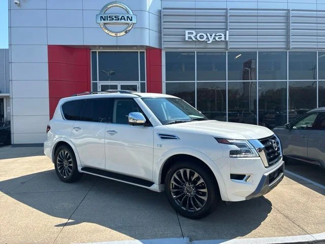 2022 Nissan Armada Platinum RWD photo