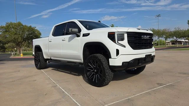 2023 GMC Sierra 1500 Elevation 4WD photo