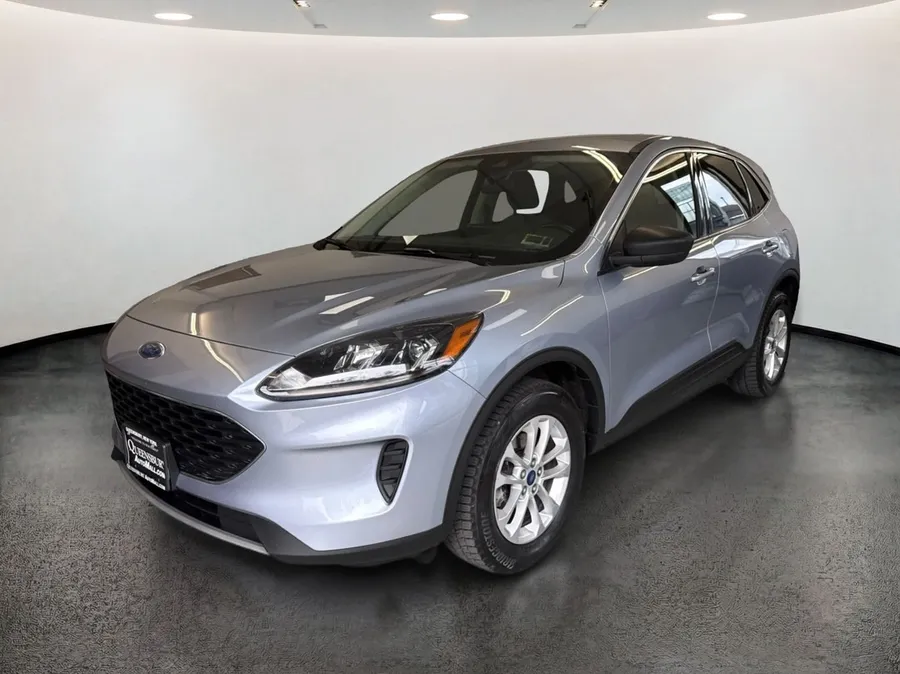 2022 Ford Escape SE AWD photo